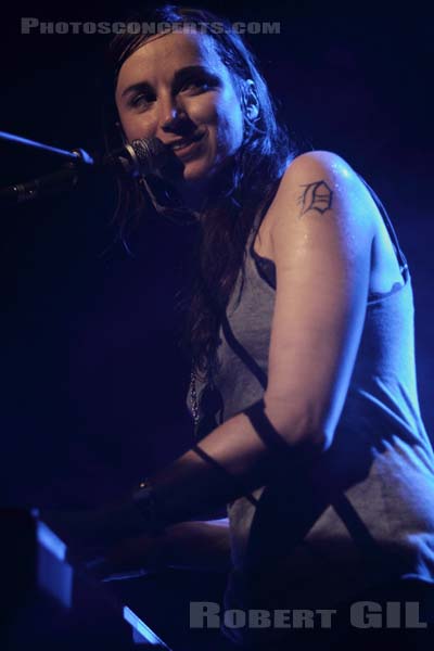 HOLLY MIRANDA - 2010-07-19 - PARIS - Nouveau Casino - 